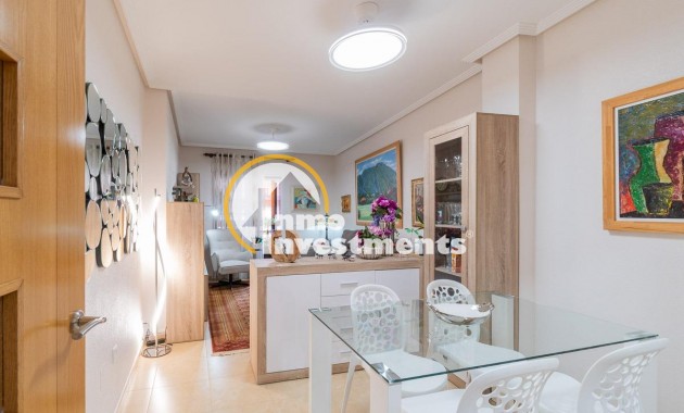 Resale - Apartment - Torrevieja - Centro