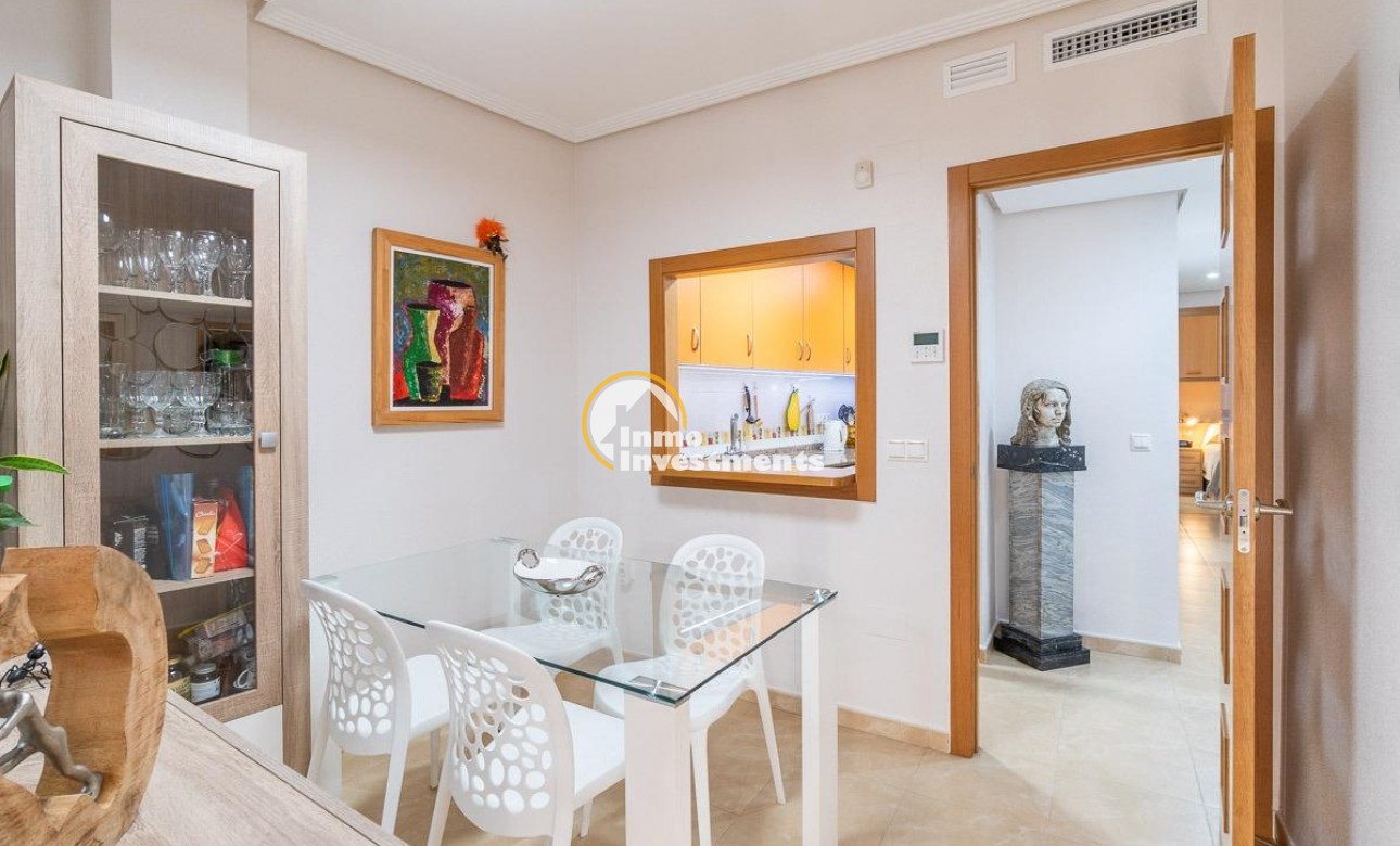 Resale - Apartment - Torrevieja - Centro