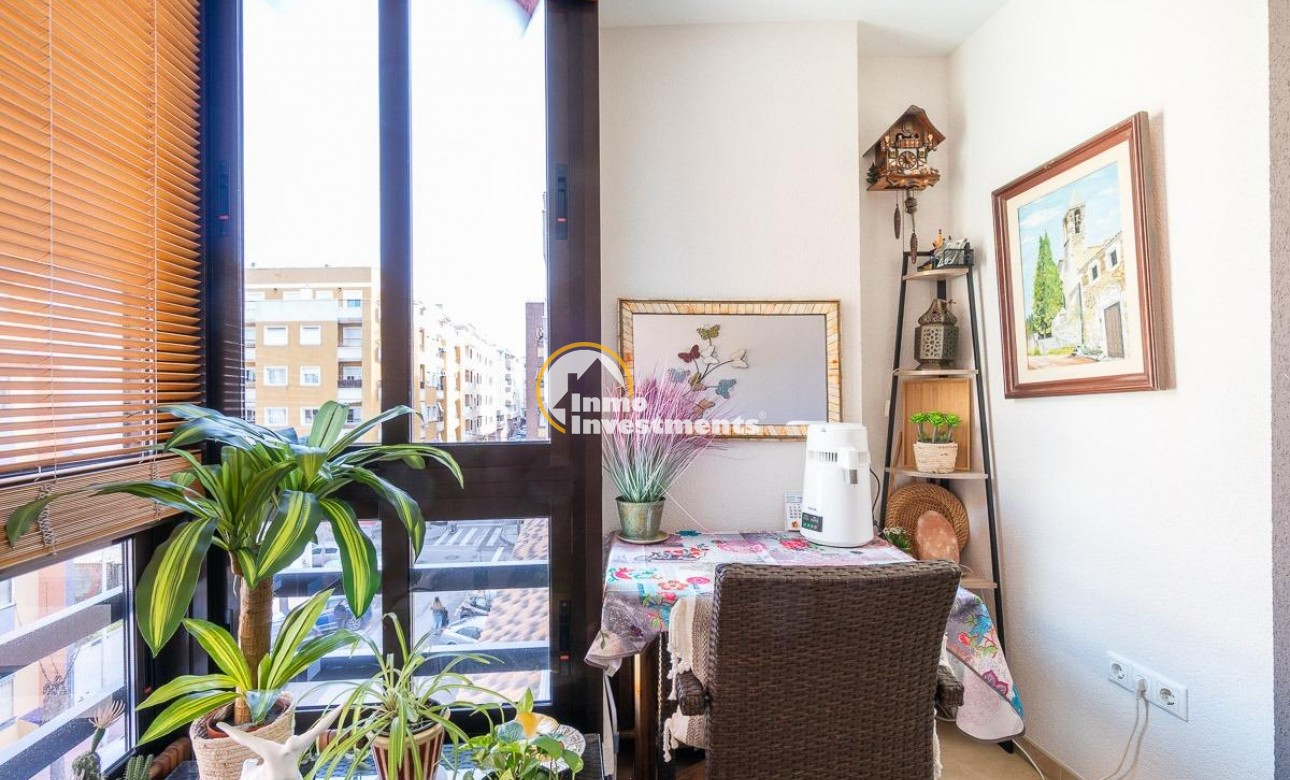 Resale - Apartment - Torrevieja - Centro