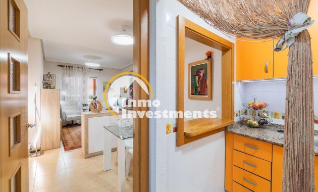 Resale - Apartment - Torrevieja - Centro