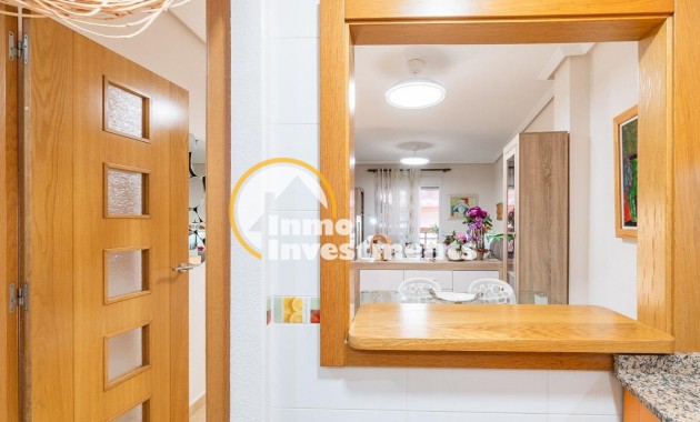Resale - Apartment - Torrevieja - Centro