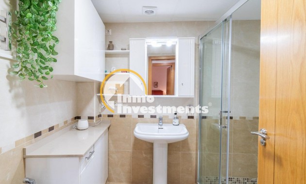 Resale - Apartment - Torrevieja - Centro