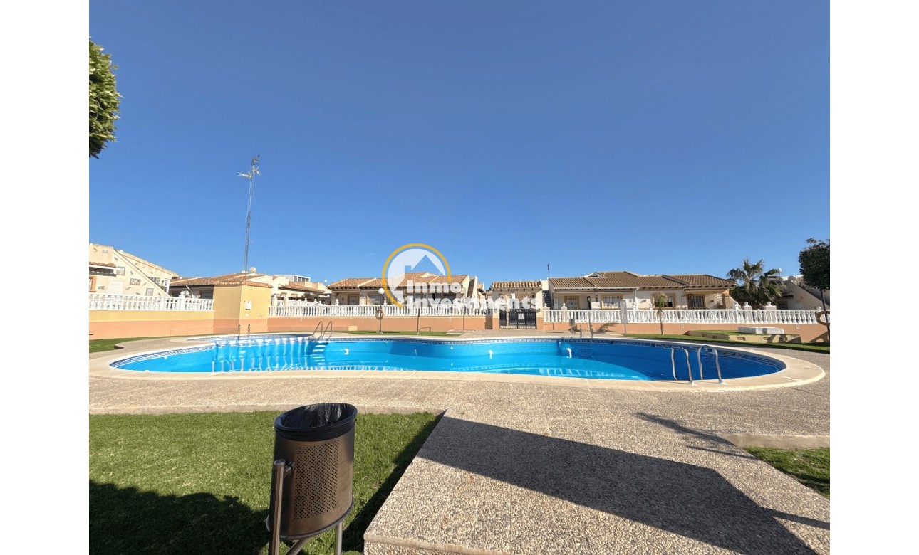 Resale - Bungalow - Cabo Roig - La Regia