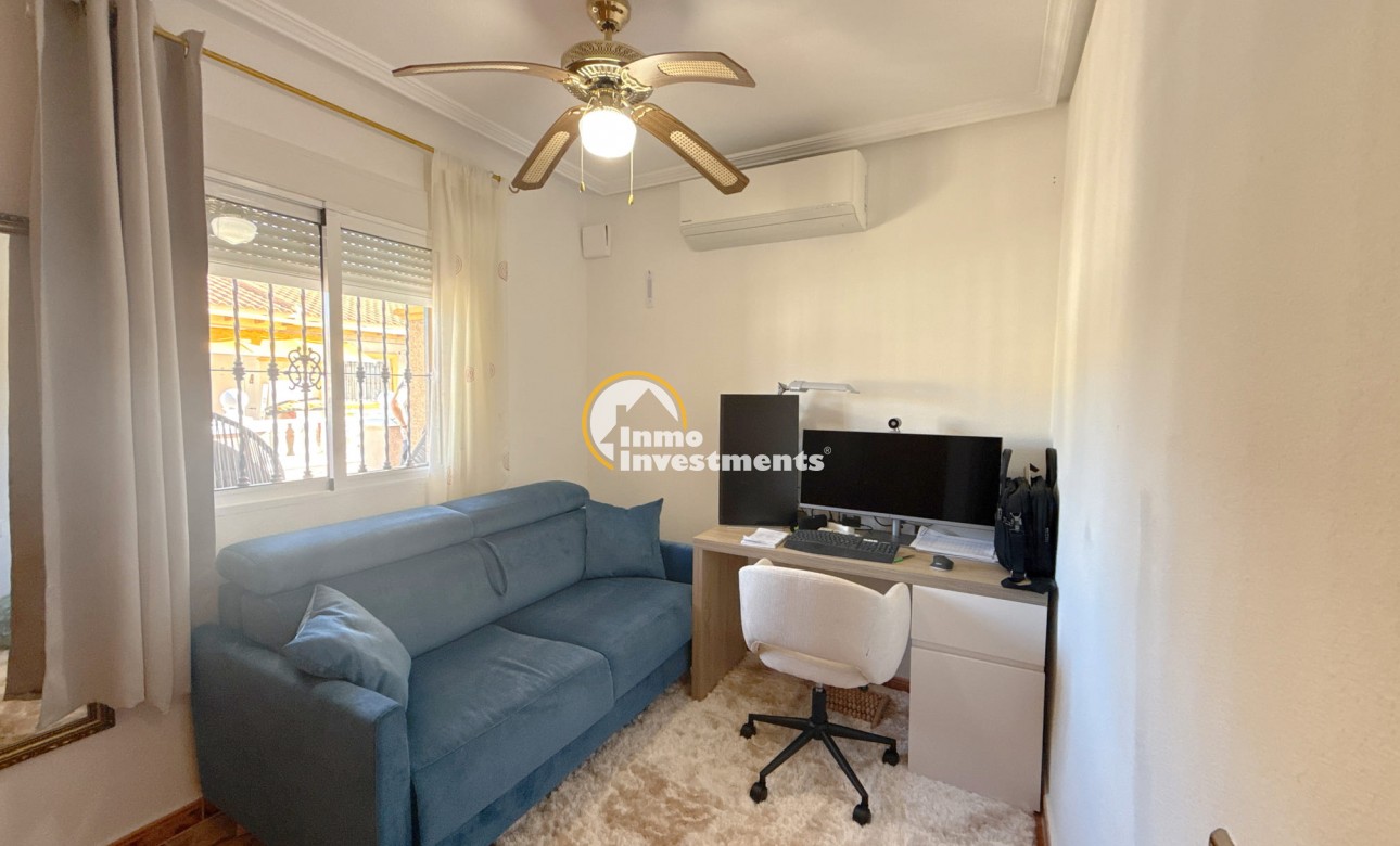 Resale - Bungalow - Cabo Roig - La Regia