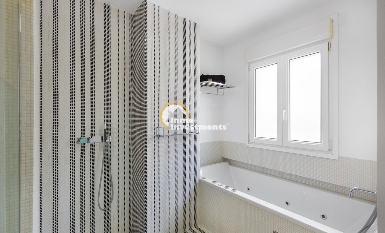 Gebrauchtimmobilien - Apartment - Torrevieja - Strand