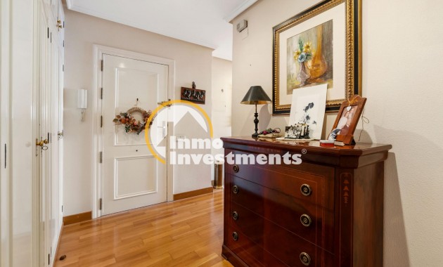 Gebrauchtimmobilien - Apartment - Torrevieja - Piscinas naturales