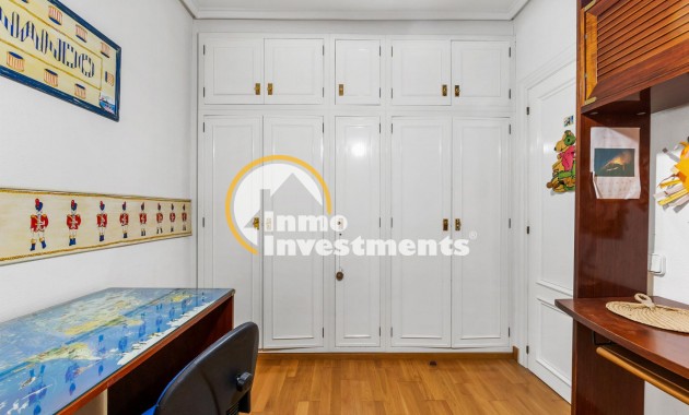 Gebrauchtimmobilien - Apartment - Torrevieja - Piscinas naturales