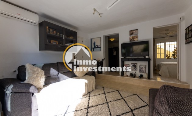 Resale - Villa - Las Ramblas - Las Ramblas Golf