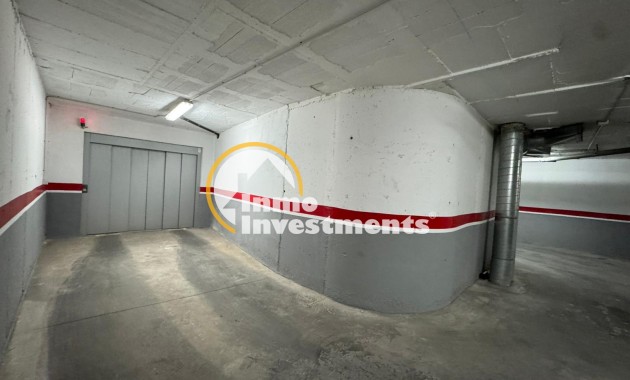 Resale - Garage - Torrevieja