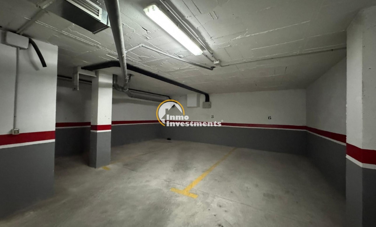 Resale - Garage - Torrevieja