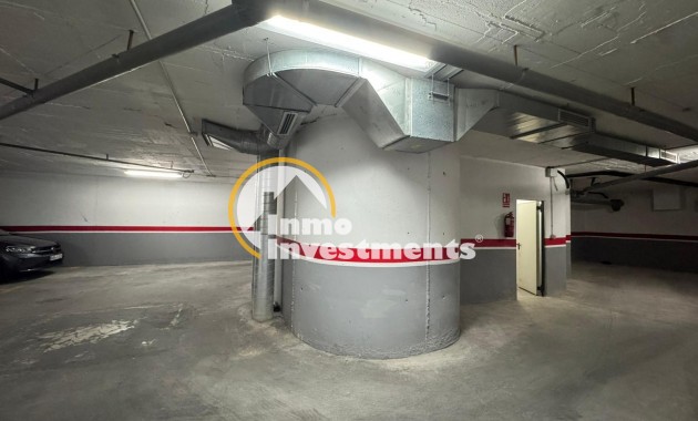 Resale - Garage - Torrevieja