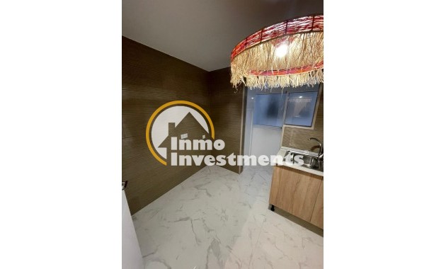 Till salu - Lägenhet - Torrevieja