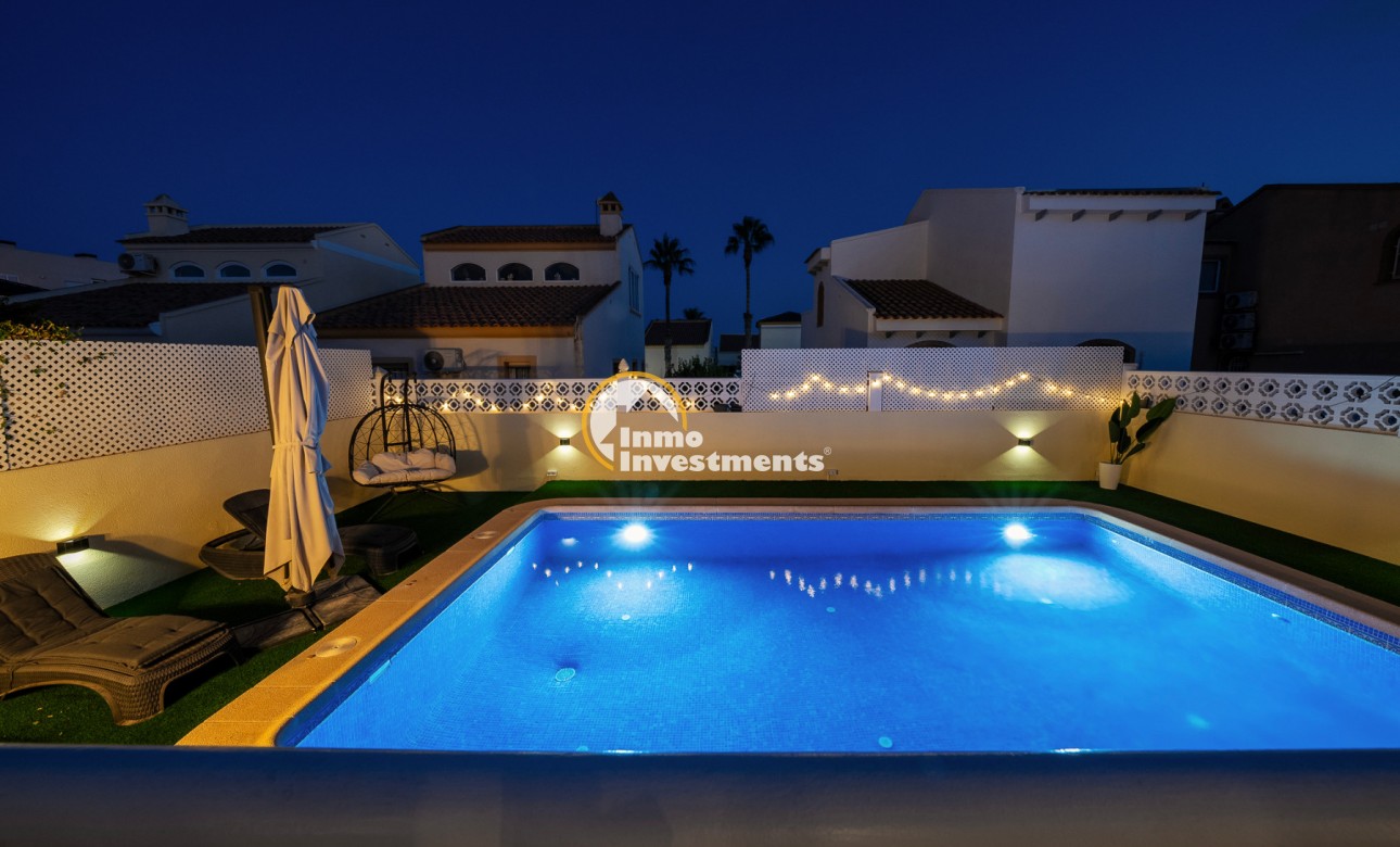 Alquiler vacacional - Chalet independiente - Playa Flamenca - Montilla