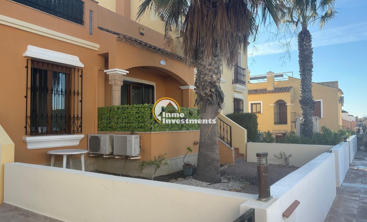 Till salu - Town house - Algorfa - La Finca Golf