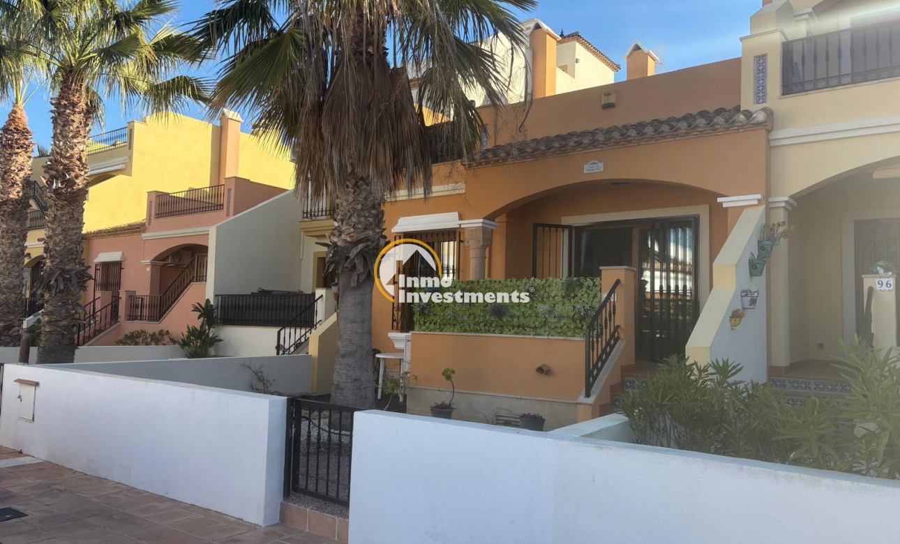 Till salu - Town house - Algorfa - La Finca Golf