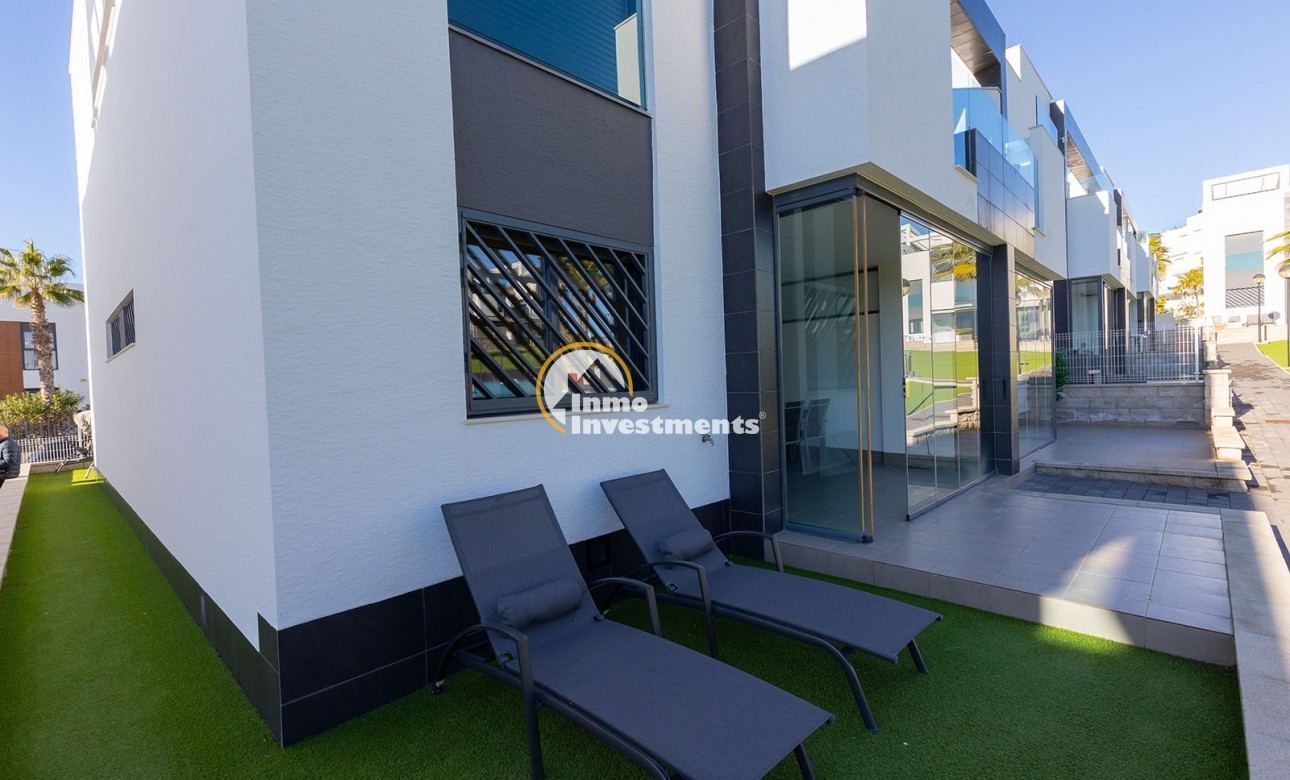 Resale - Apartment - Punta Prima