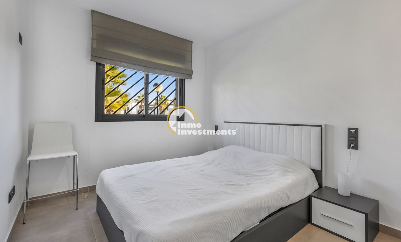 Resale - Apartment - Punta Prima