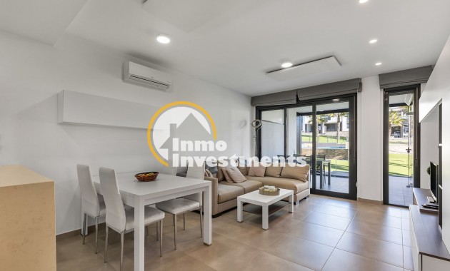 Resale - Apartment - Punta Prima