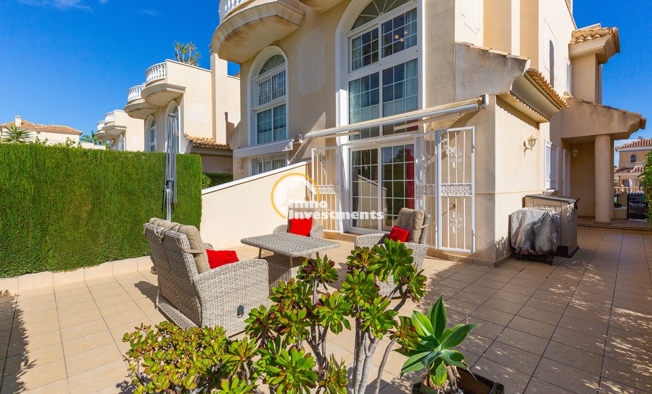 Resale - Semi detached villa - El Raso - El raso