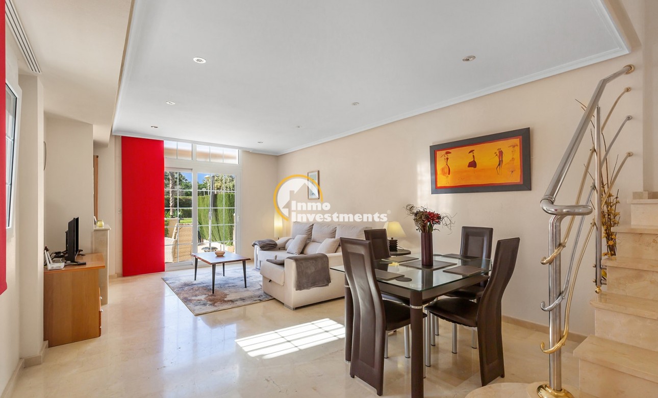 Resale - Semi detached villa - El Raso - El raso