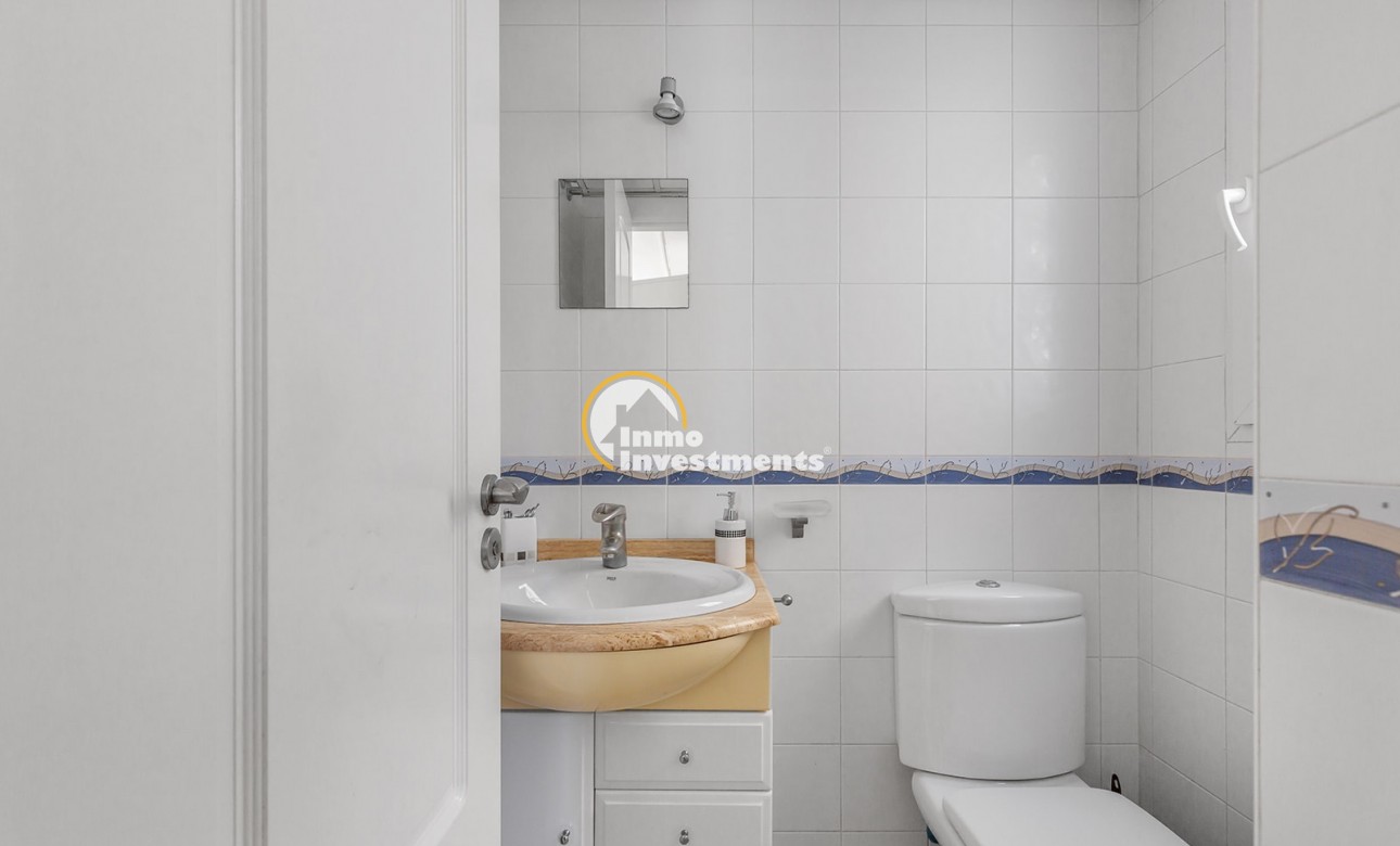 Resale - Semi detached villa - El Raso - El raso