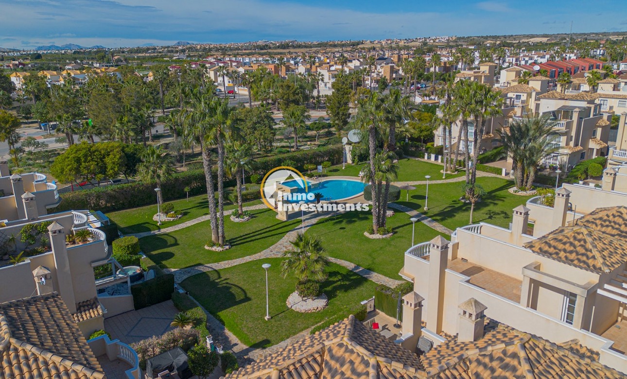 Resale - Semi detached villa - El Raso - El raso