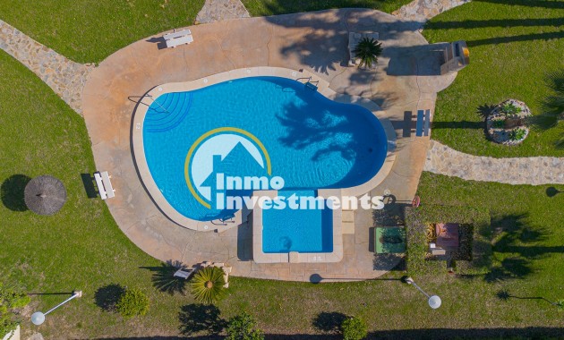 Resale - Semi detached villa - El Raso - El raso