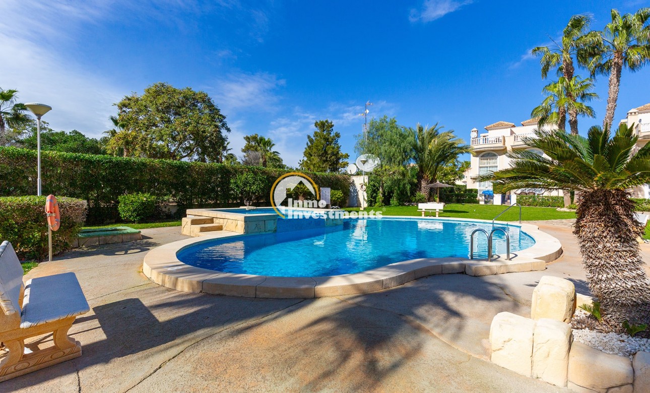 Resale - Semi detached villa - El Raso - El raso