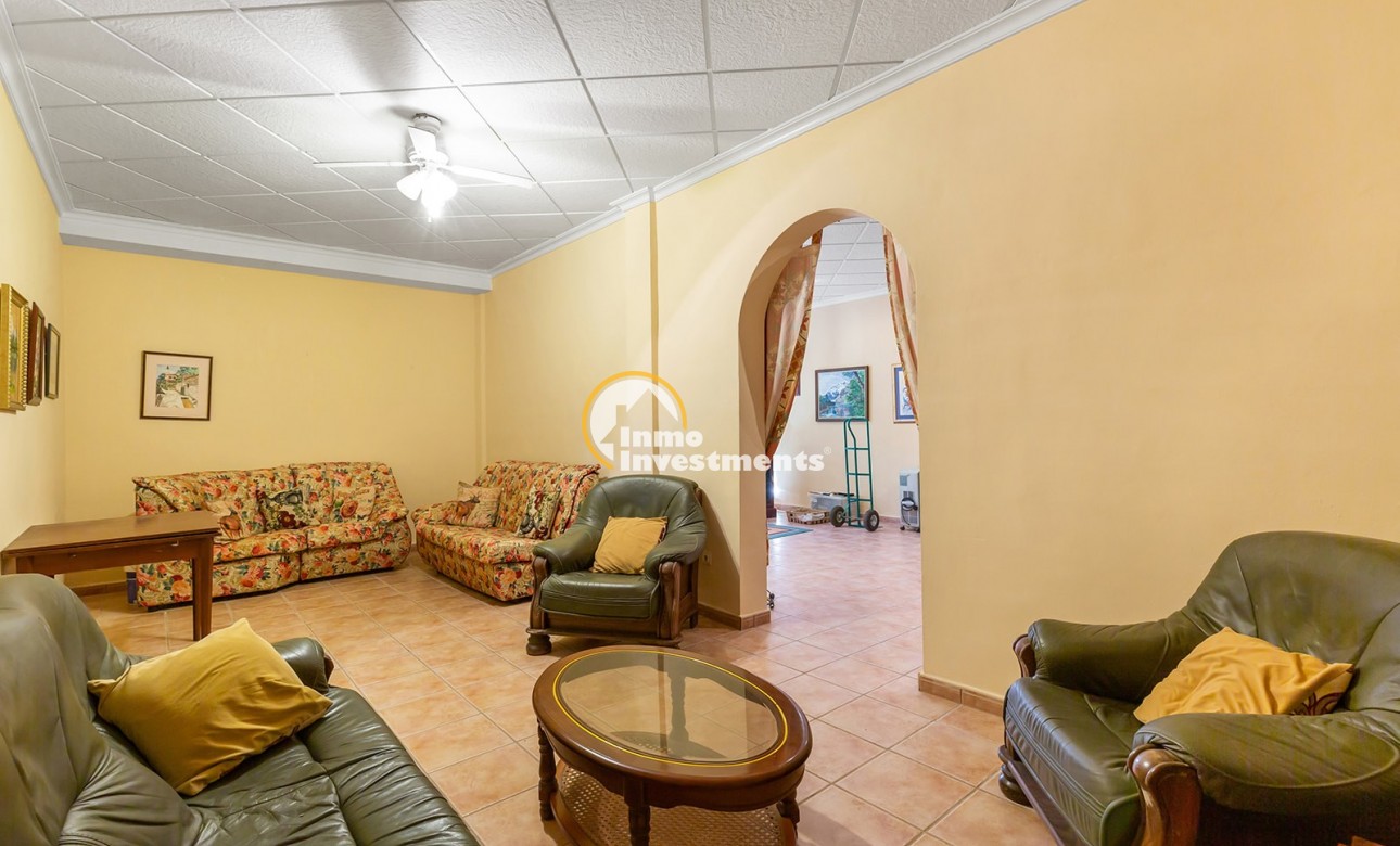 Gebrauchtimmobilien - Villa - Bigastro