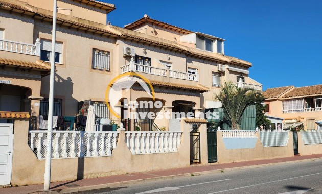 Gebrauchtimmobilien - Reihenhaus - Torrevieja