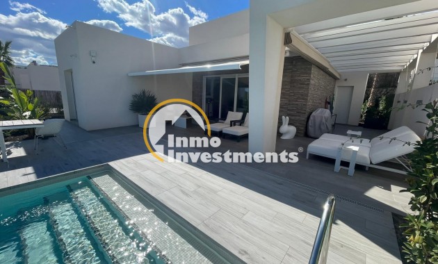 Bestaande bouw - Villa - Algorfa - La Finca