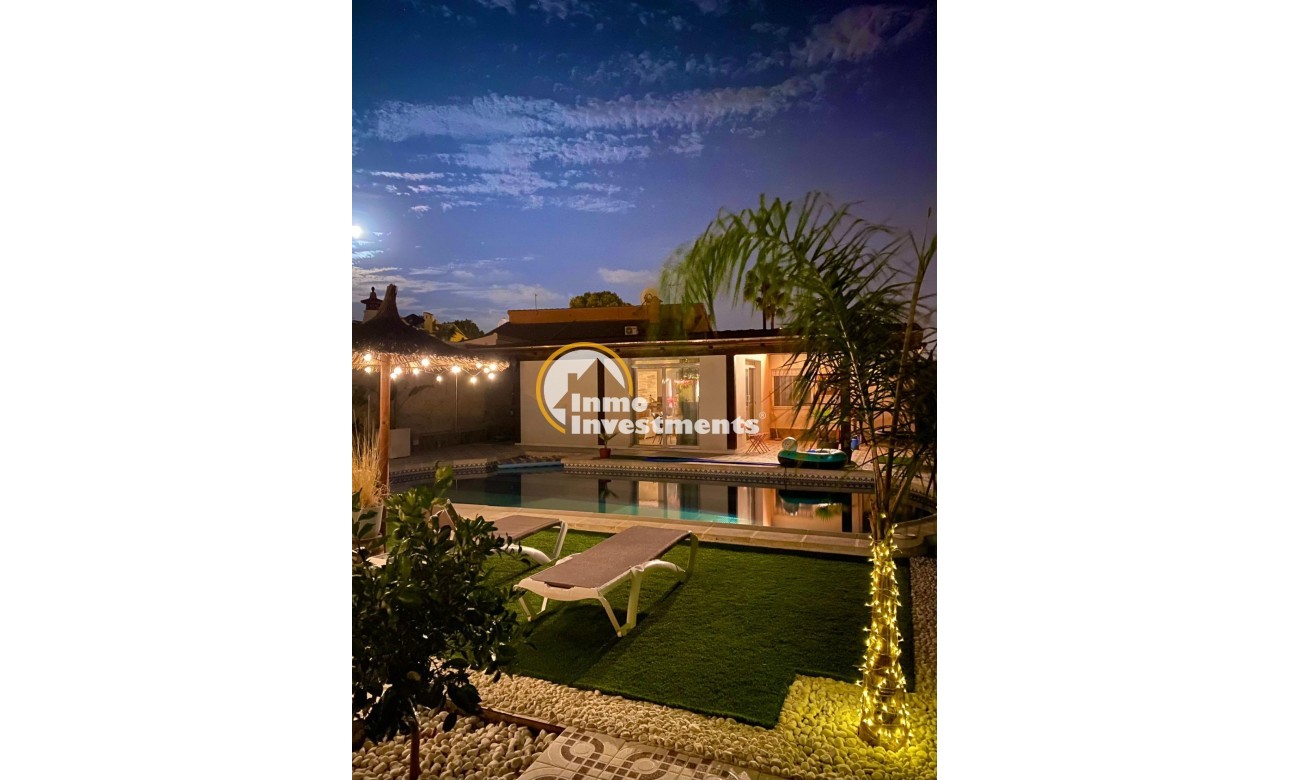 Bestaande bouw - Villa - Ciudad Quesada