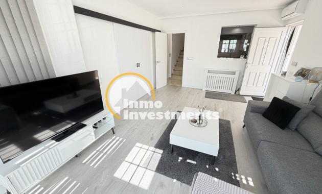 Bestaande bouw - Villa - Orihuela Costa - Los Dolses