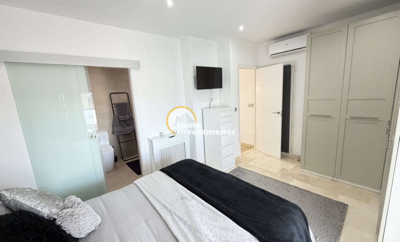 Bestaande bouw - Villa - Orihuela Costa - Los Dolses