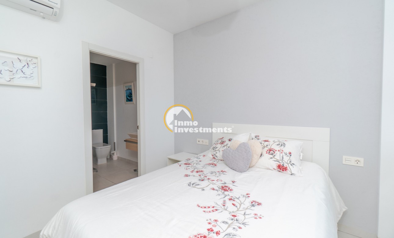 Resale - Apartment - La Zenia