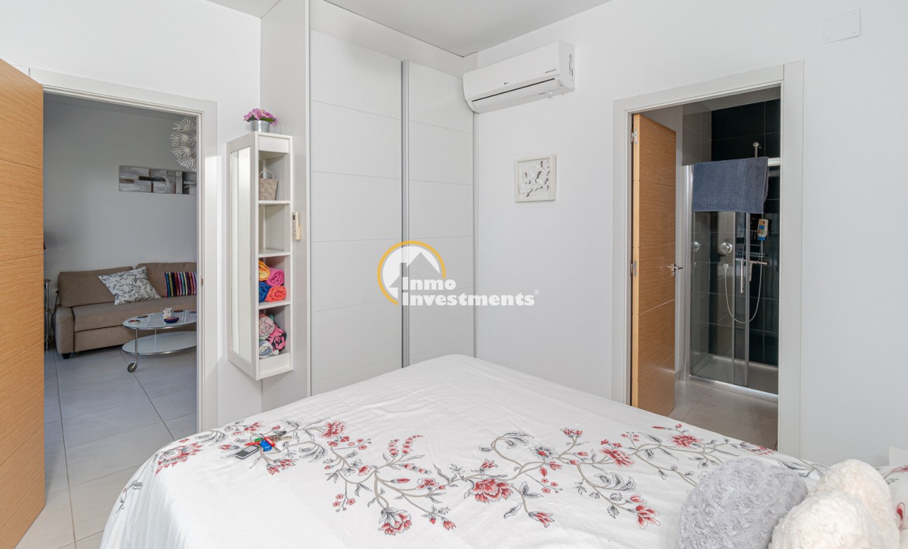 Resale - Apartment - La Zenia