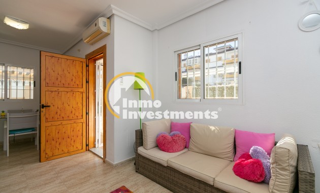 Resale - Semi detached villa - Mil Palmeras - Riomar