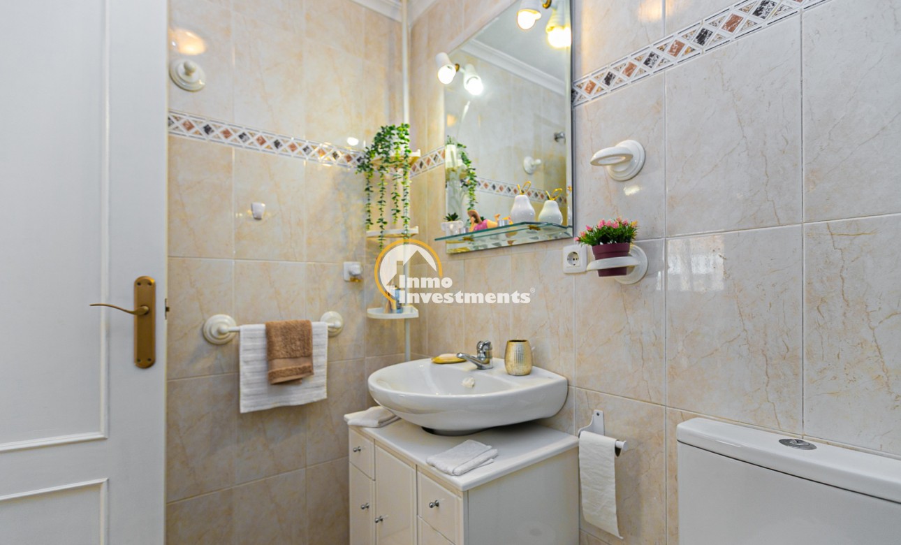 Resale - Semi detached villa - Mil Palmeras - Riomar