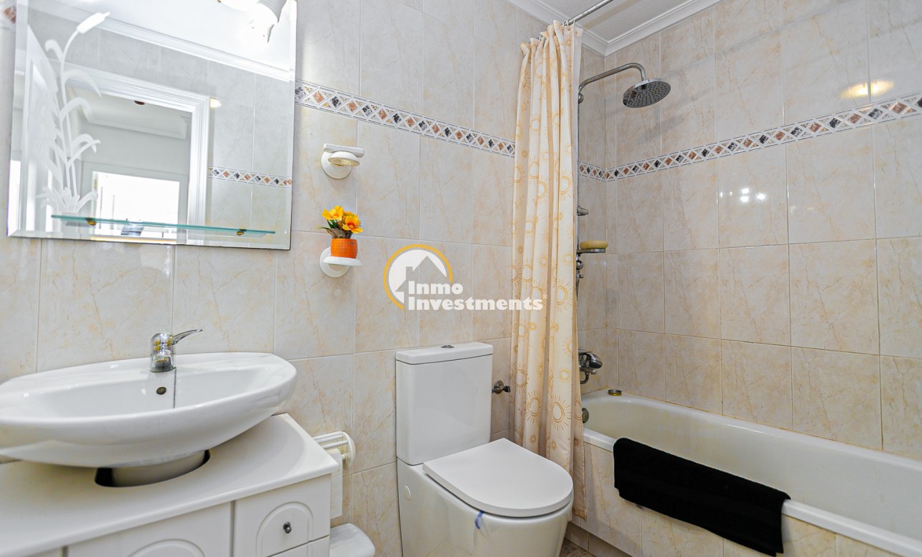 Resale - Semi detached villa - Mil Palmeras - Riomar