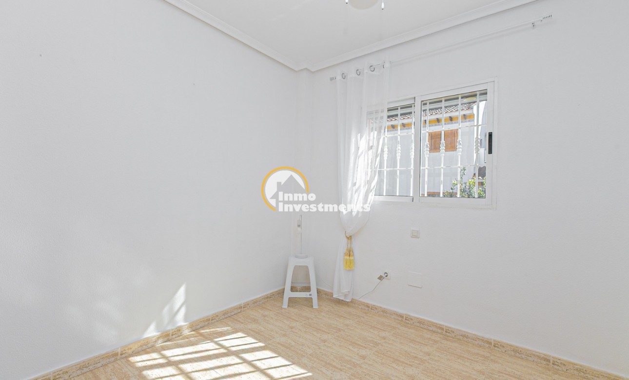 Resale - Semi detached villa - Mil Palmeras - Riomar