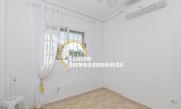 Resale - Semi detached villa - Mil Palmeras - Riomar