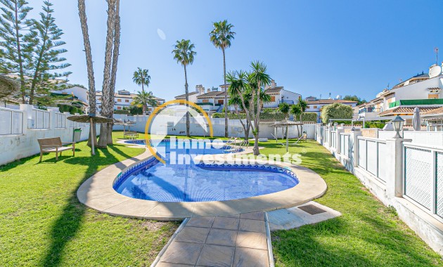 Resale - Semi detached villa - Mil Palmeras - Riomar
