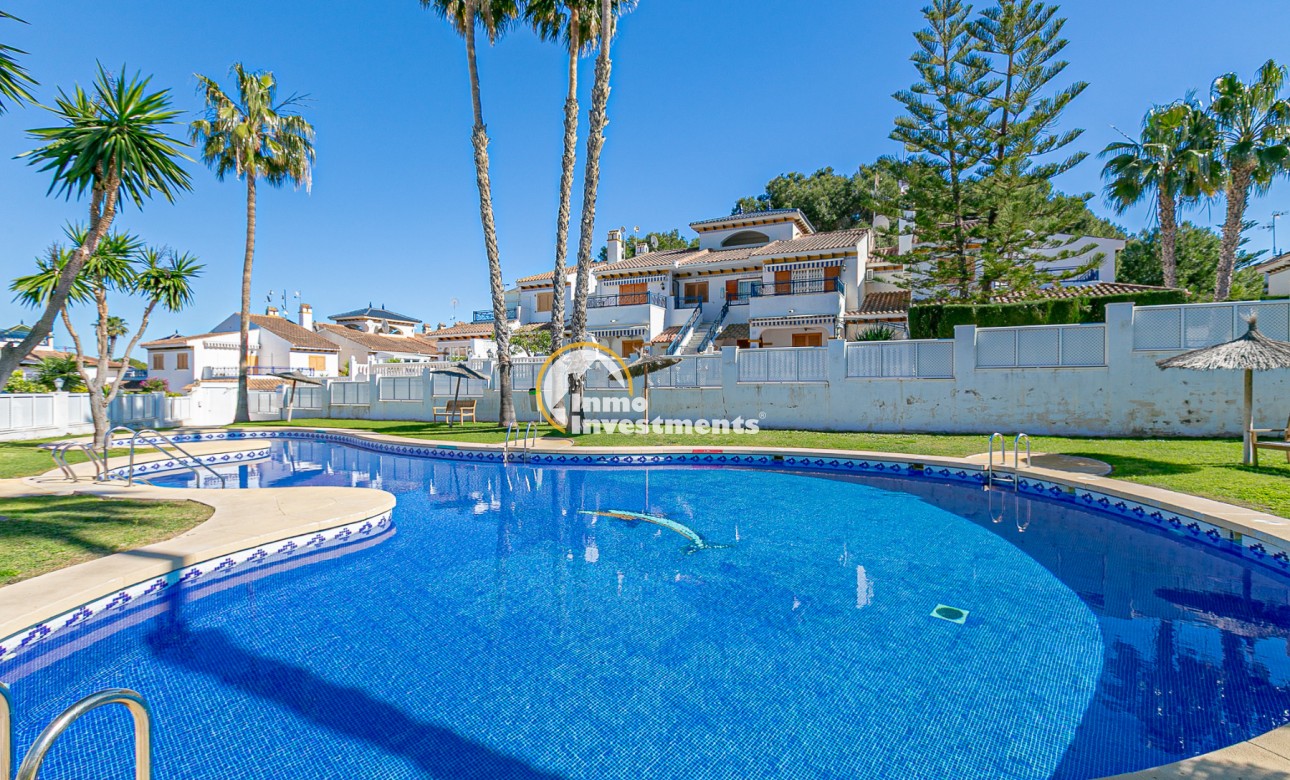 Resale - Semi detached villa - Mil Palmeras - Riomar