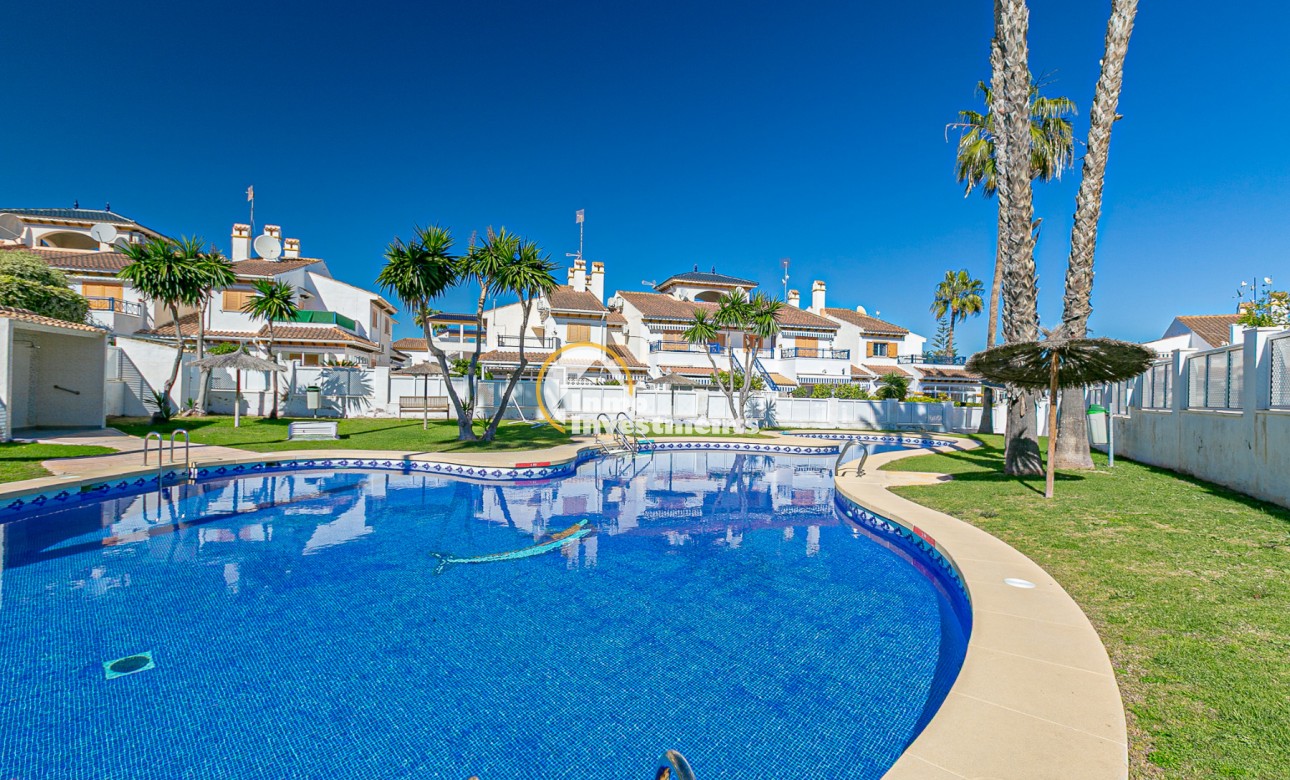 Resale - Semi detached villa - Mil Palmeras - Riomar