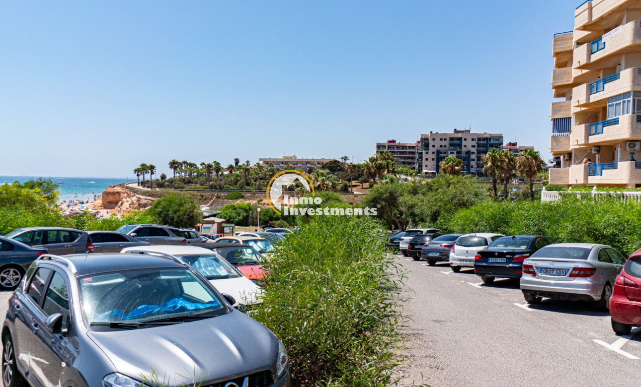 Resale - Semi detached villa - Mil Palmeras - Riomar