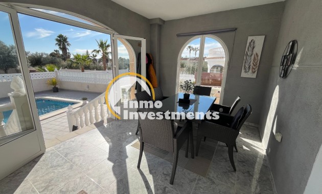 Resale - Villa - Benijofar