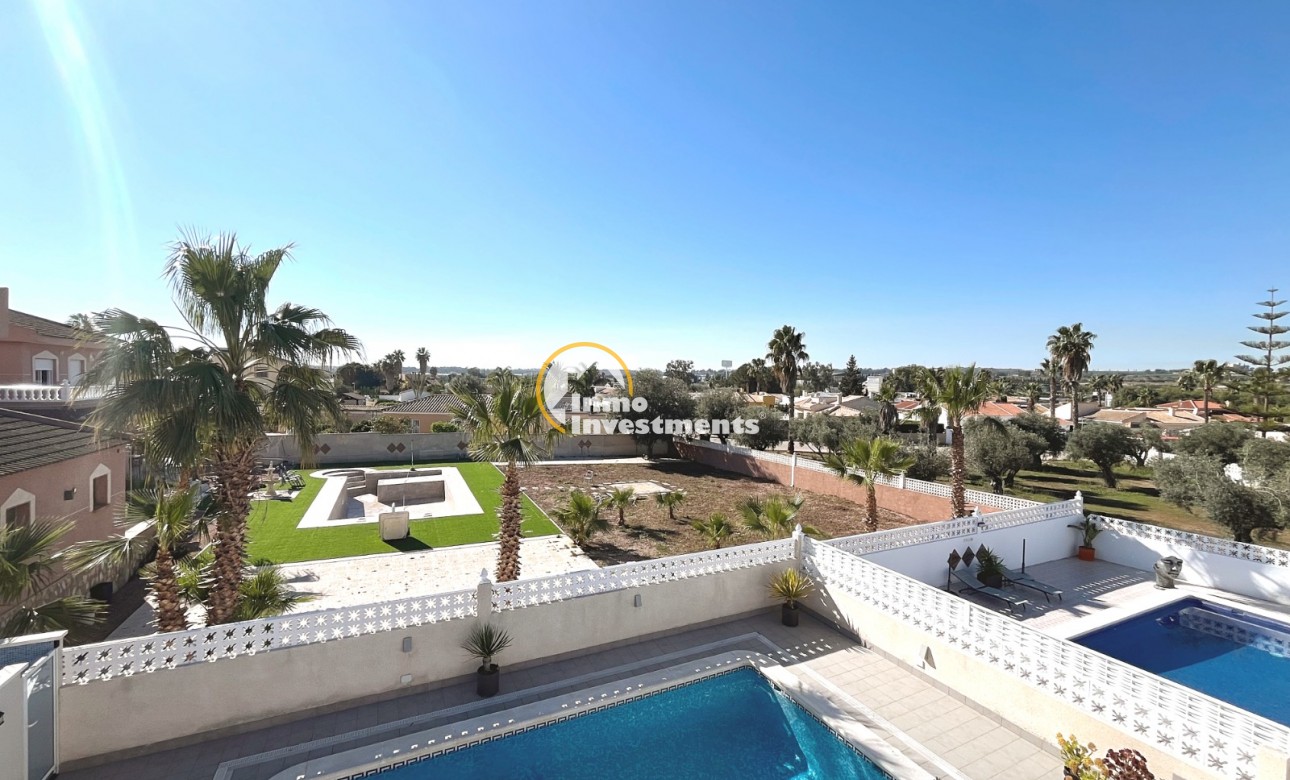 Resale - Villa - Benijofar