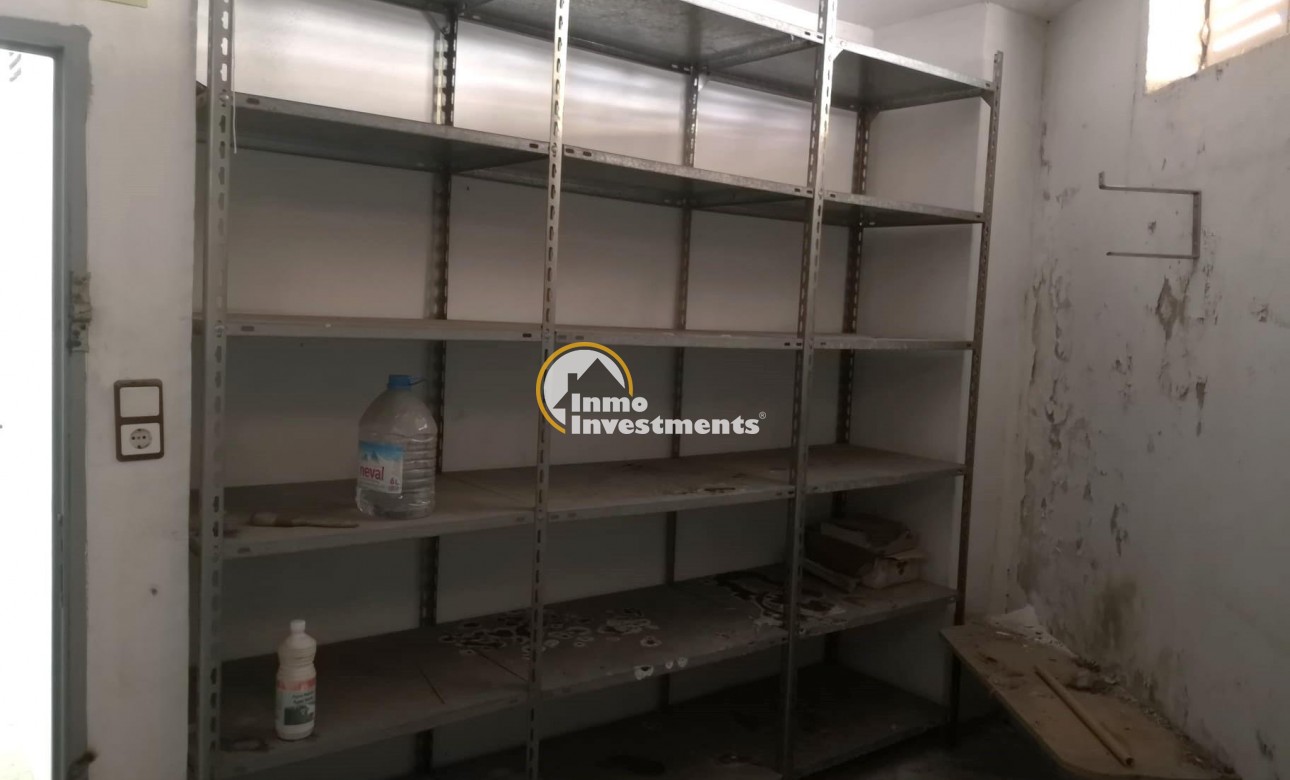Gebrauchtimmobilien - Storeroom - Torrevieja - Estacion de autobuses