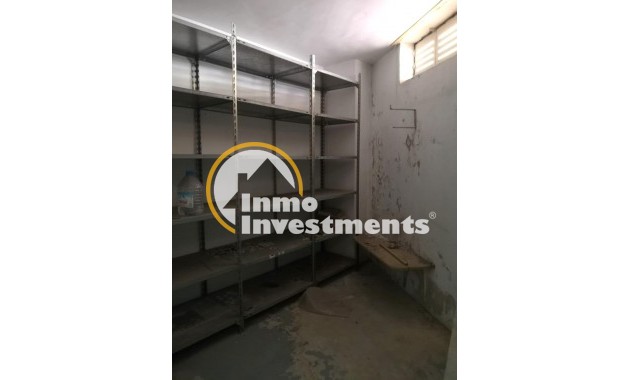 Gebrauchtimmobilien - Storeroom - Torrevieja - Estacion de autobuses