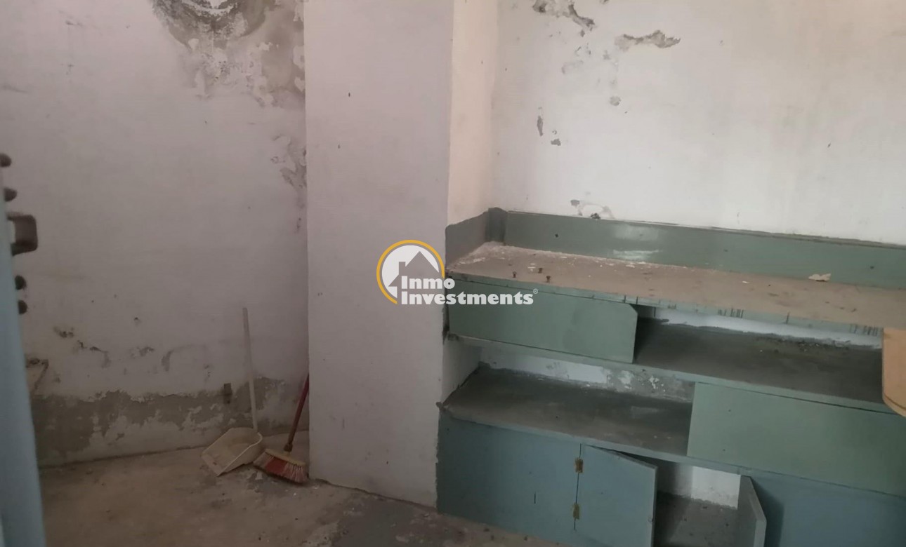 Gebrauchtimmobilien - Storeroom - Torrevieja - Estacion de autobuses